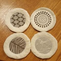 ハンドメイド　コースター　4枚セットのサムネイル