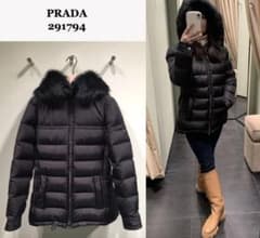 PRADA ダウンのサムネイル