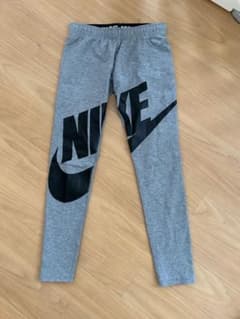 NIKE レギンス グレー ロゴ入り Mサイズのサムネイル