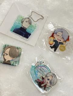 ユーリ!!! on ICE アクキー 缶バッジ ヴィクトル - メルカリ