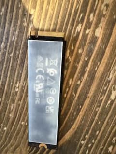 Samsung PM991a NVMe 256GB SSD 本体のサムネイル