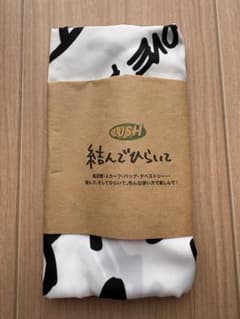 LUSH 結んでひらいて 風呂敷 ラブノット 新品未使用のサムネイル