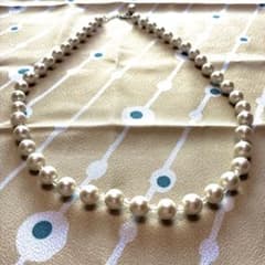 【美品】コットンパールネックレス ホワイトのサムネイル