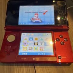 Nintendo 3DS レッド 本体 2011年製　ケース、充電器付きのサムネイル