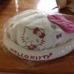 iyokan様専用 ベビー用キティ帽子のサムネイル