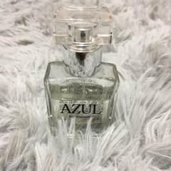 azul 香水のサムネイル