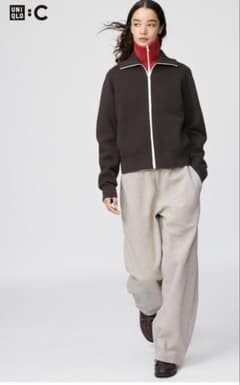 ユニクロ　スウェットワイドパンツ　ベージュ　XSのサムネイル