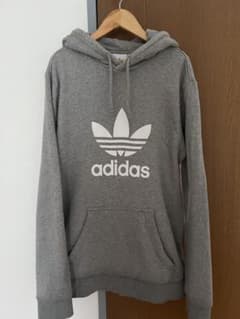 adidas グレー　パーカーのサムネイル