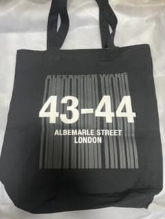 アレキサンダーワン トートバッグ 黒【定価77,300円】 - メルカリ