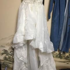 新品ウェディング用ドレスのサムネイル