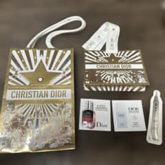 Christian Dior 紙袋　スキンケア サンプルセットのサムネイル