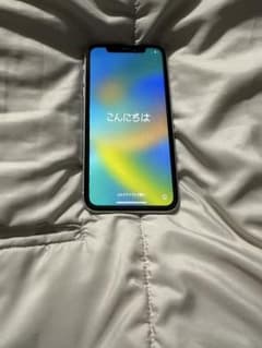 iPhone XR White 64 GB auのサムネイル