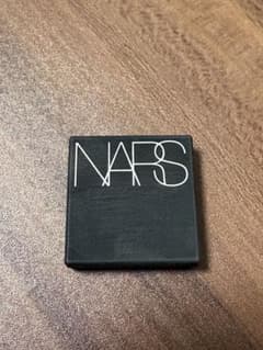 NARS ライトリフレクティングセッティングパウダー プレスト Nのサムネイル