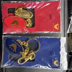 PREMIUM CAR キーホルダー 2種セットのサムネイル
