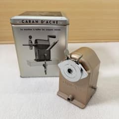 CARAN D'ACHE（カランダッシュ）メタルシャープナー 鉛筆削り - メルカリ