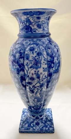 三洋陶器　美濃焼　龍峰窯　染付更紗　花鳥文　高約35cm　花瓶　花器　花入 三洋陶器 美濃焼 龍峰窯 染付更紗 花鳥文 高約35cm 花瓶 花器 花入