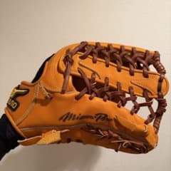 ミズノプロ　軟式　外野手用　イチローさんモデル？のサムネイル