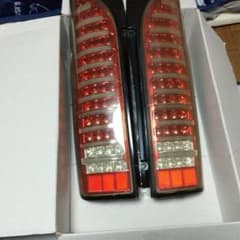 ハイエースLEDテールランプのサムネイル