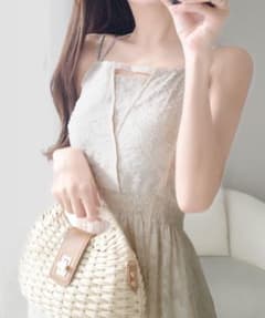【mily bilet】シアージャガードチョーカーキャミワンピース　完売品のサムネイル