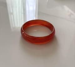 天然石 赤瑪瑙 レッドメノウ 幅広バングル 透明感のある赤 直径6.7cm 