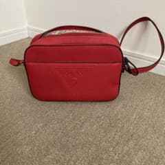 GUESS レッド ショルダーバッグのサムネイル