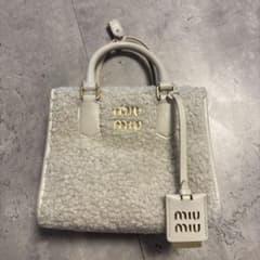 miu miu シープスキン 2way バッグ miu miu シープスキン 2way バッグ - メルカリ