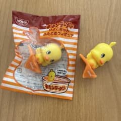 チキンラーメン ひよこちゃん ソフビ フィギュア チキンラーメン ひよこちゃん ふたどめフィギュア セット - メルカリ