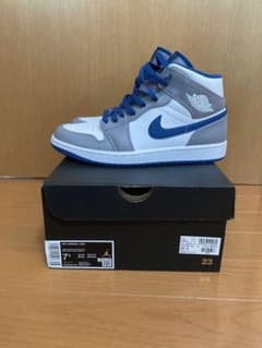 NIKE AIR JORDAN1 MID トゥルーブルーのサムネイル