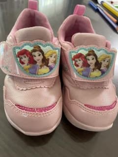 プリンセス　光るシューズ　moonstarのサムネイル