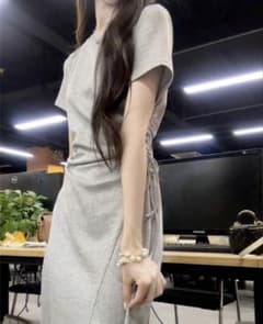 新品未使用❣️即発送❣️SHEIN スリムフィットワンピのサムネイル