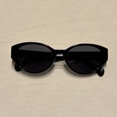 ユニクロ オーバルキャットアイサングラス 黒 466247 UVカット 完品 - 4