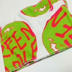 Mrs.GREEN APPLEマフラータオルのサムネイル