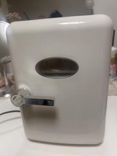ミニ冷蔵庫のサムネイル