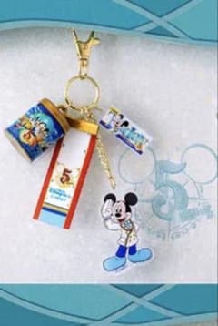 東京ディズニーシー 25周年 キーチェーン カプセルトイ 5周年のサムネイル