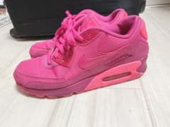 NIKE スニーカーのサムネイル