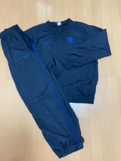ナイキ ウインドブレーカーのサムネイル