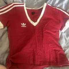 adidas tシャツ　トップスのサムネイル