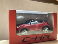 トヨタ　CHR プルバックカーのサムネイル