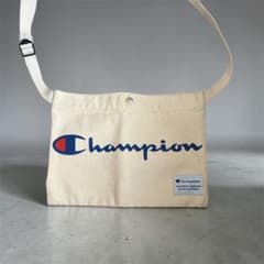 Champion ショルダーバッグ サコッシュ アイボリーのサムネイル