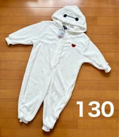 Brand new Disney Baymax costume, perfect for cosplay, size 130.