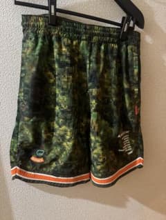 APPLEBUM RAID BACK ピクセルカモ　ショートパンツ APPLEBUM RAID BACK ピクセルカモ ショートパンツ - メルカリ