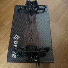 サクラD5カーボンシャーシのサムネイル