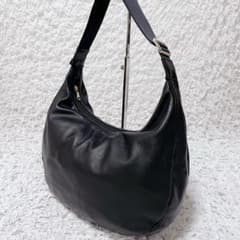 完売品✨russet ソフトレザーラウンドビッグショルダーバッグ 金具
