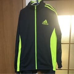adidas ジャージのサムネイル