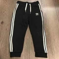 adidas originals パンツのサムネイル