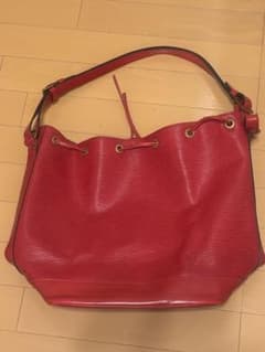 丸*山様 Louis Vuitton エピ ノエ レッドのサムネイル