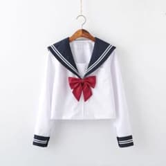 セーラー服のサムネイル