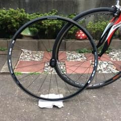 再出品 シマノ フロントホイール WH-R501のサムネイル
