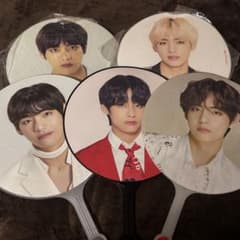 BTS テテ V 公式うちわ 5本セット 袋あり なし - メルカリ