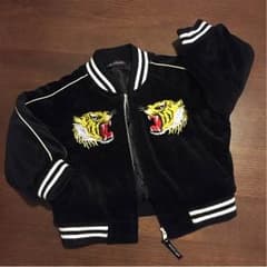 ベビー上着のサムネイル